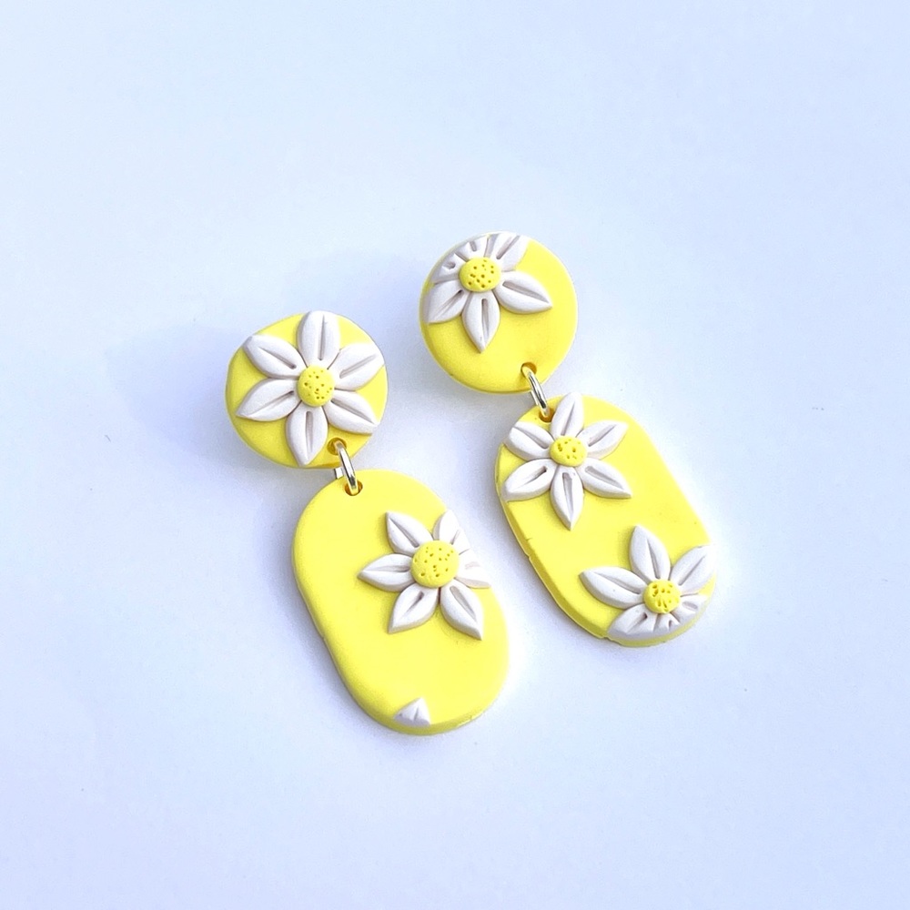 Handmade Polymer Clay Earrings yellow daisies